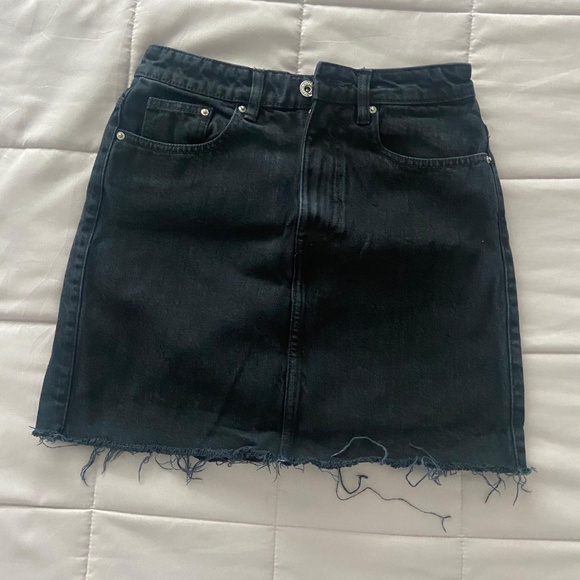 Zara black denim jeans skirt - Size Small - Picture 1 of 1